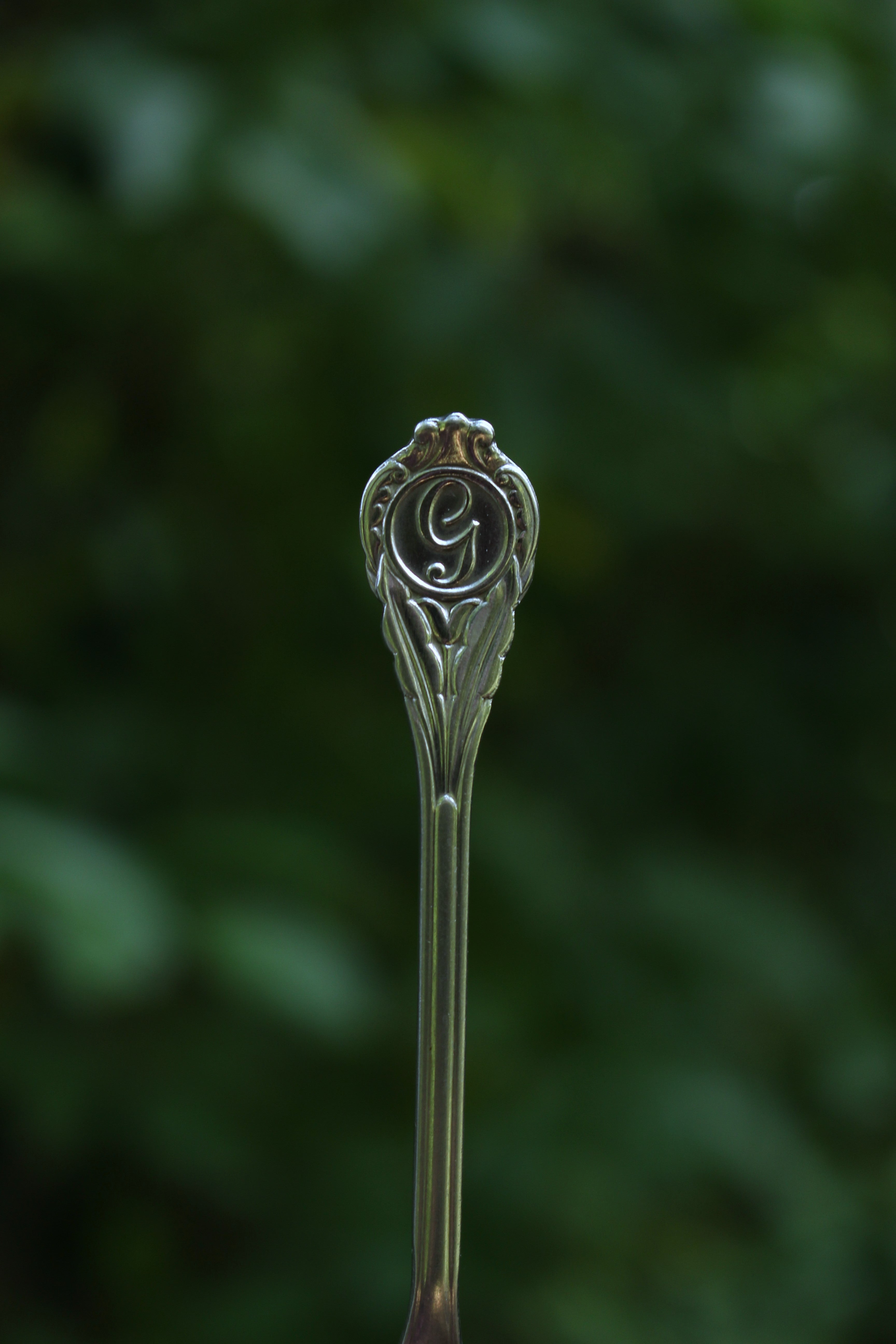 Letter G Ring (Zilmeta)