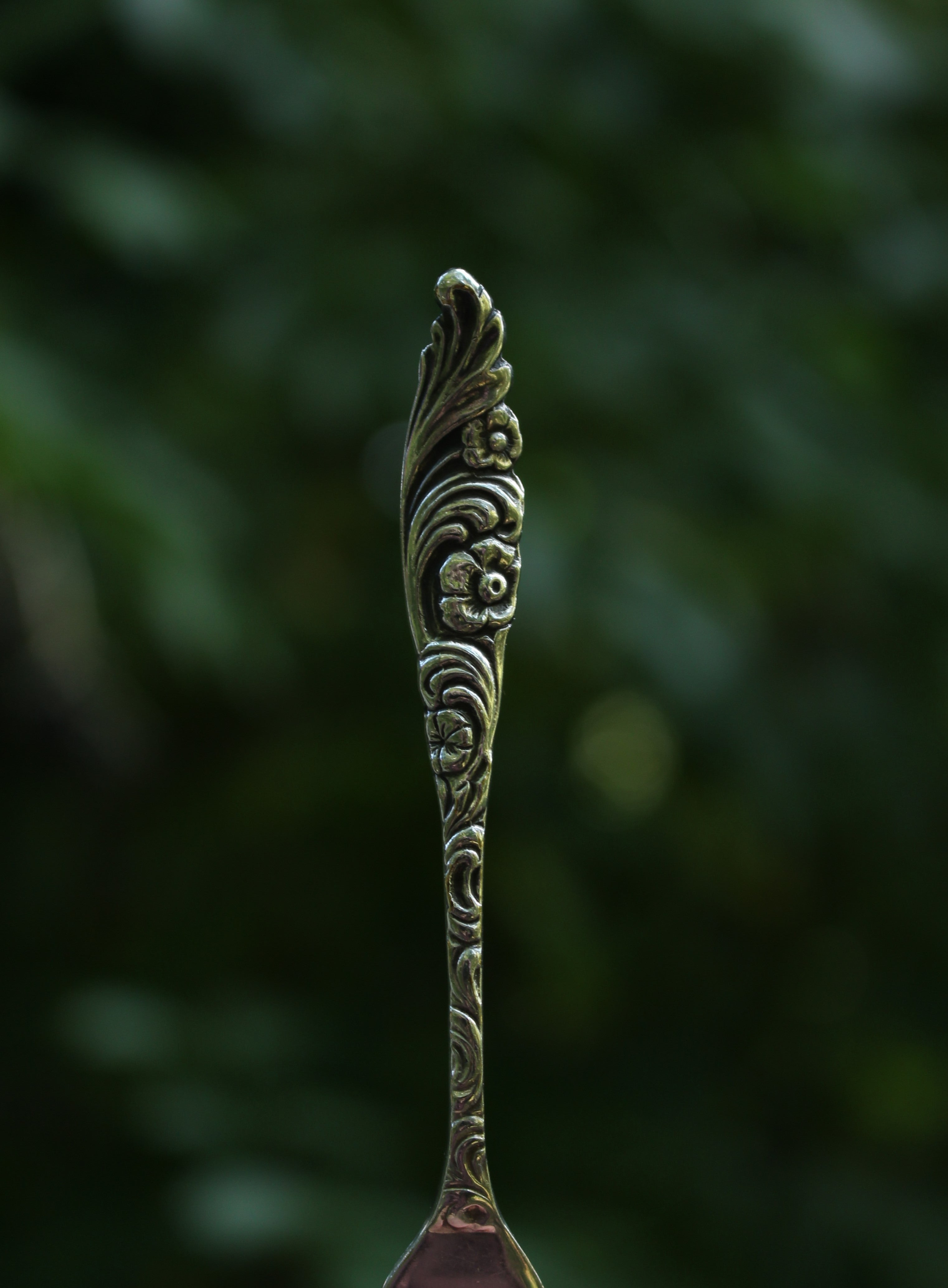 Graceful Flower Ring