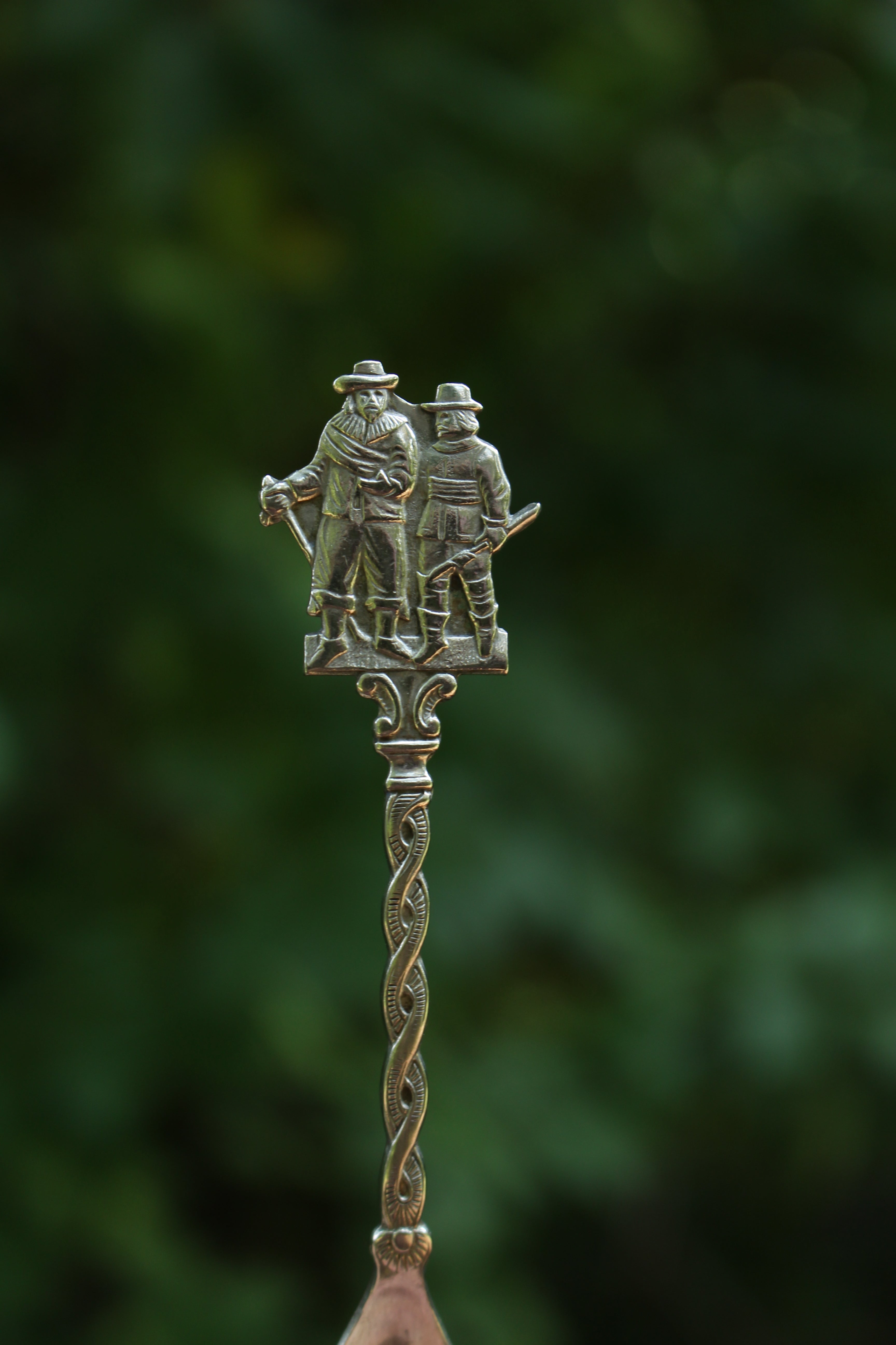 Rembrandt Ring (white metal)