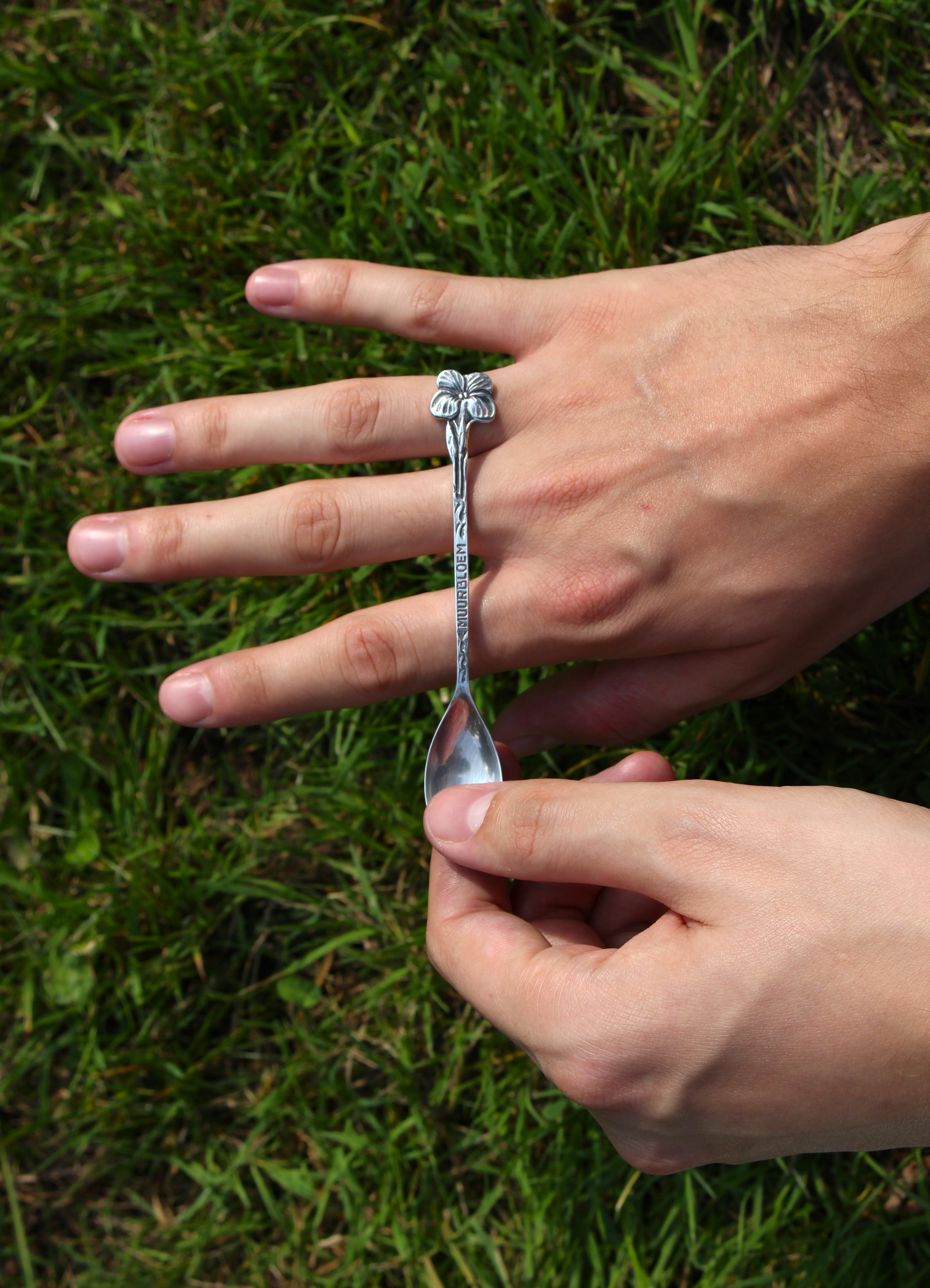 Wallflower Flower Ring